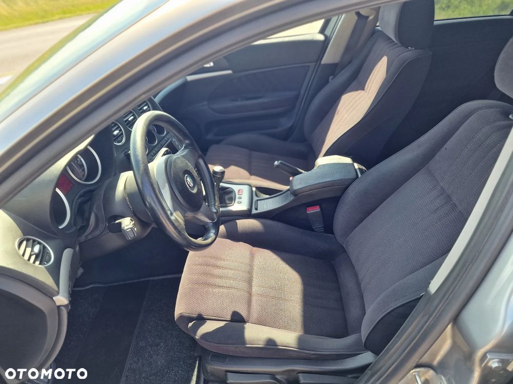 Alfa Romeo 159 2.2 JTS 16V Distinctive - 13