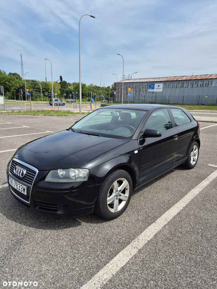 Audi A3 3-drzwiowe 1.6 Attraction - 3
