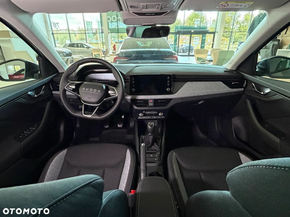 Skoda Scala 1.0 TSI Drive - 25