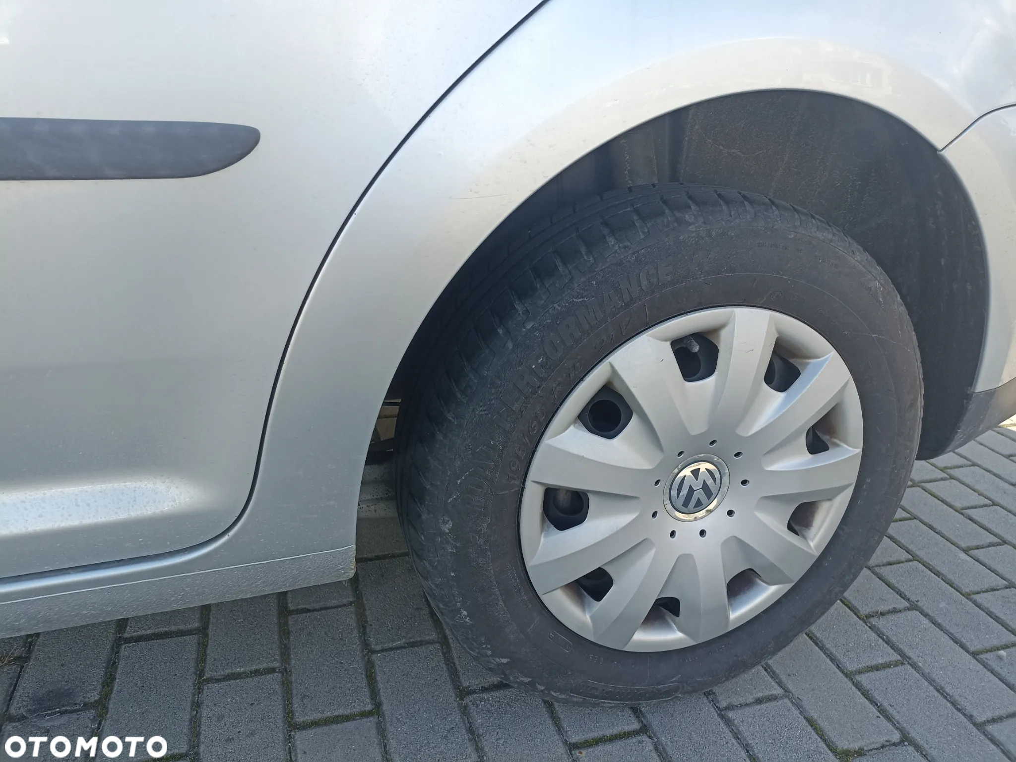 Volkswagen Touran 1.9 TDI Conceptline - 5
