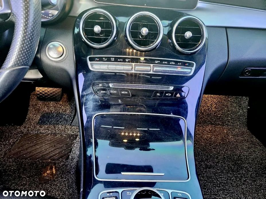 Mercedes-Benz Klasa C 200 9G-TRONIC Avantgarde - 12