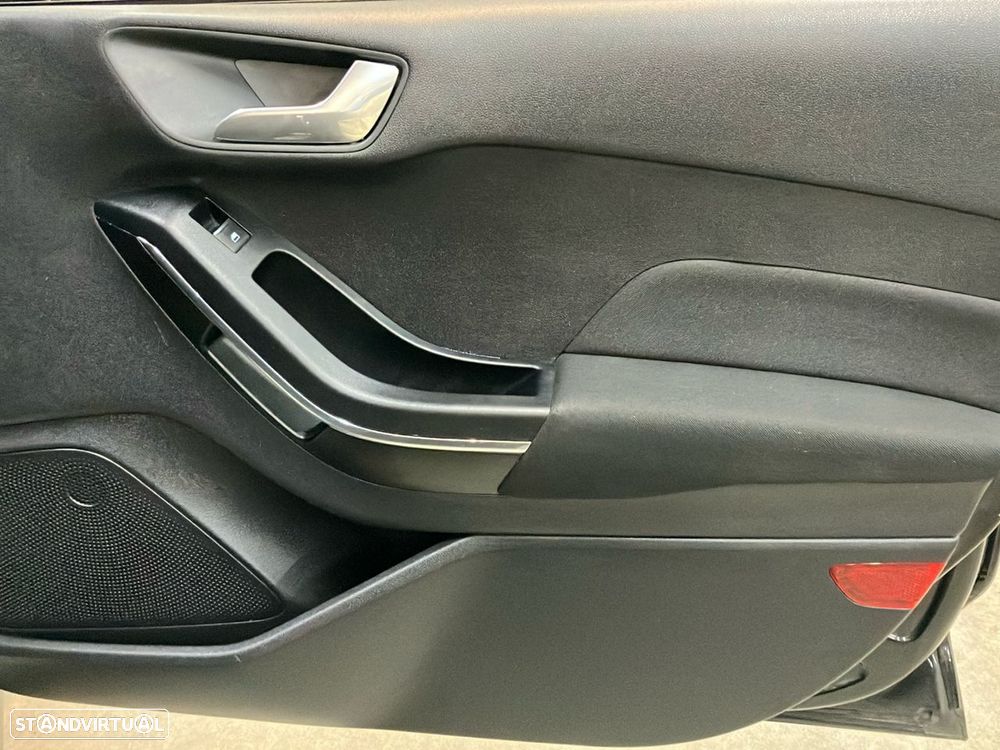 Ford Fiesta 1.0 EcoBoost ST-Line - 21