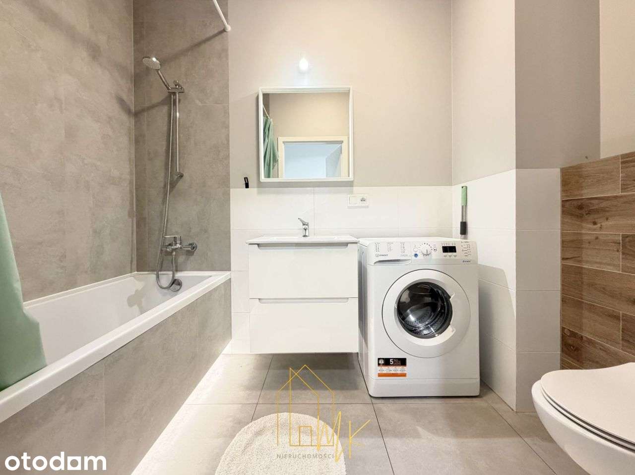 studio z wydzieloną sypialnia/ skm/ balkon
