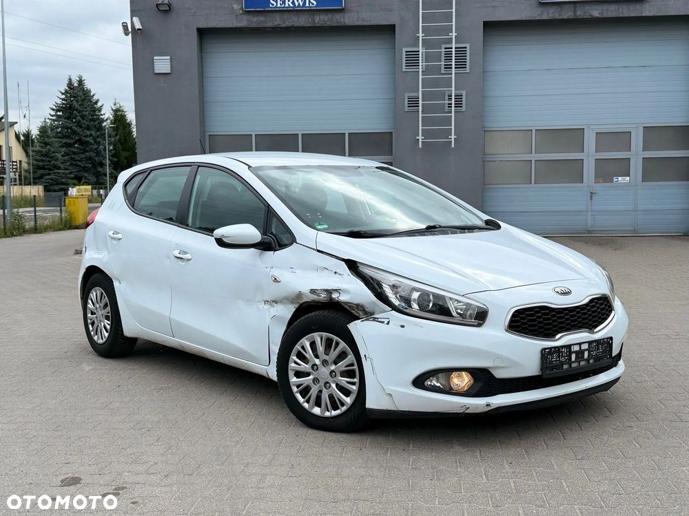 Kia Ceed - 1