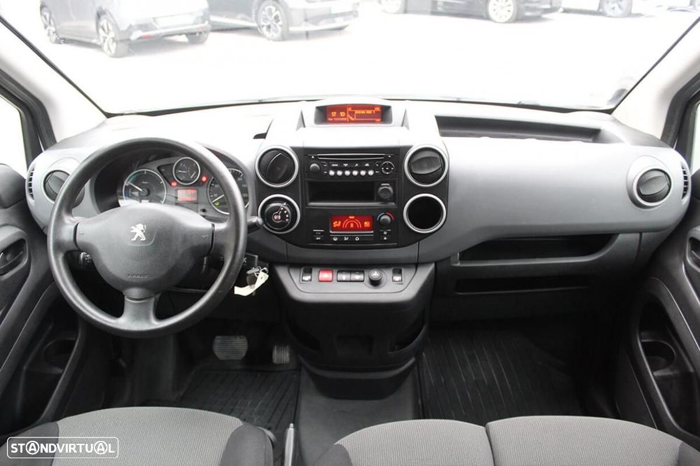 Peugeot Partner Premium - 13