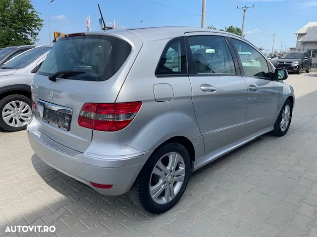 Mercedes-Benz B 170 BlueEFFICIENCY - 12