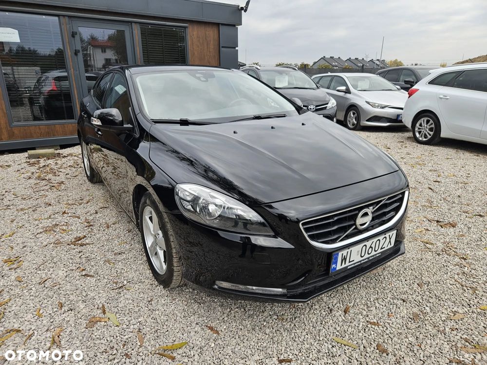 Volvo V40 D3 Momentum - 8