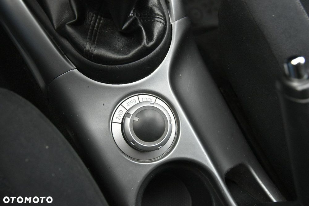 Mitsubishi Outlander - 7