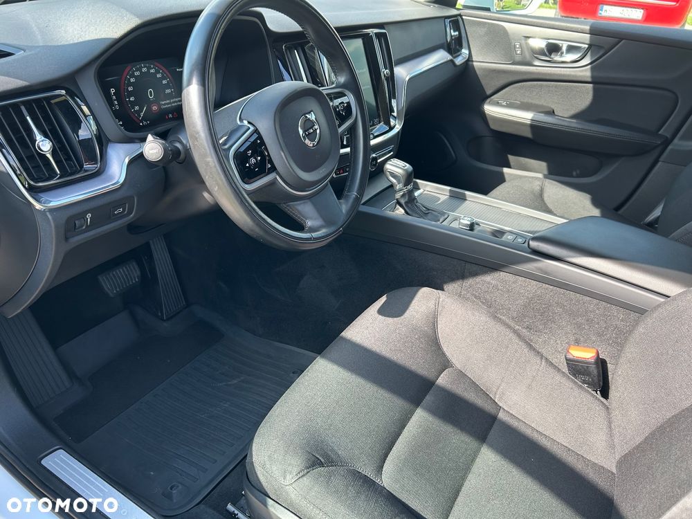 Volvo V60 D4 Geartronic Momentum - 7