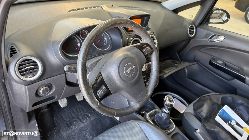Opel Corsa 1.2 Cosmo - 7