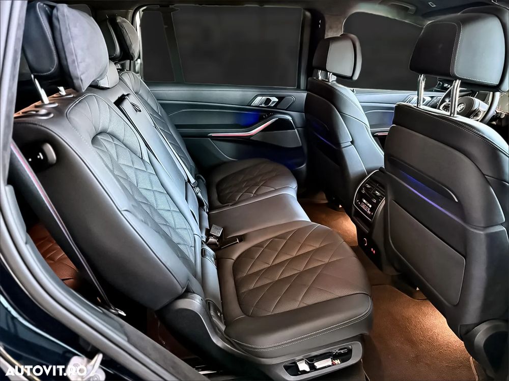 BMW X7 xDrive40d - 29