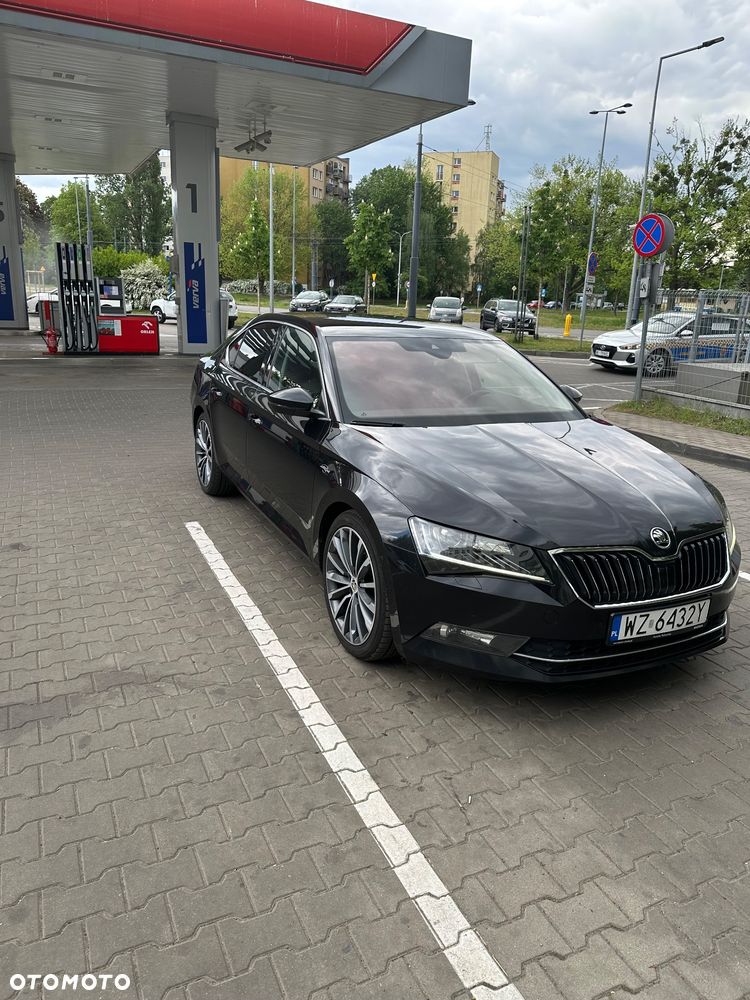 Skoda Superb 2.0 TDI SCR 4x4 Sportline DSG - 1