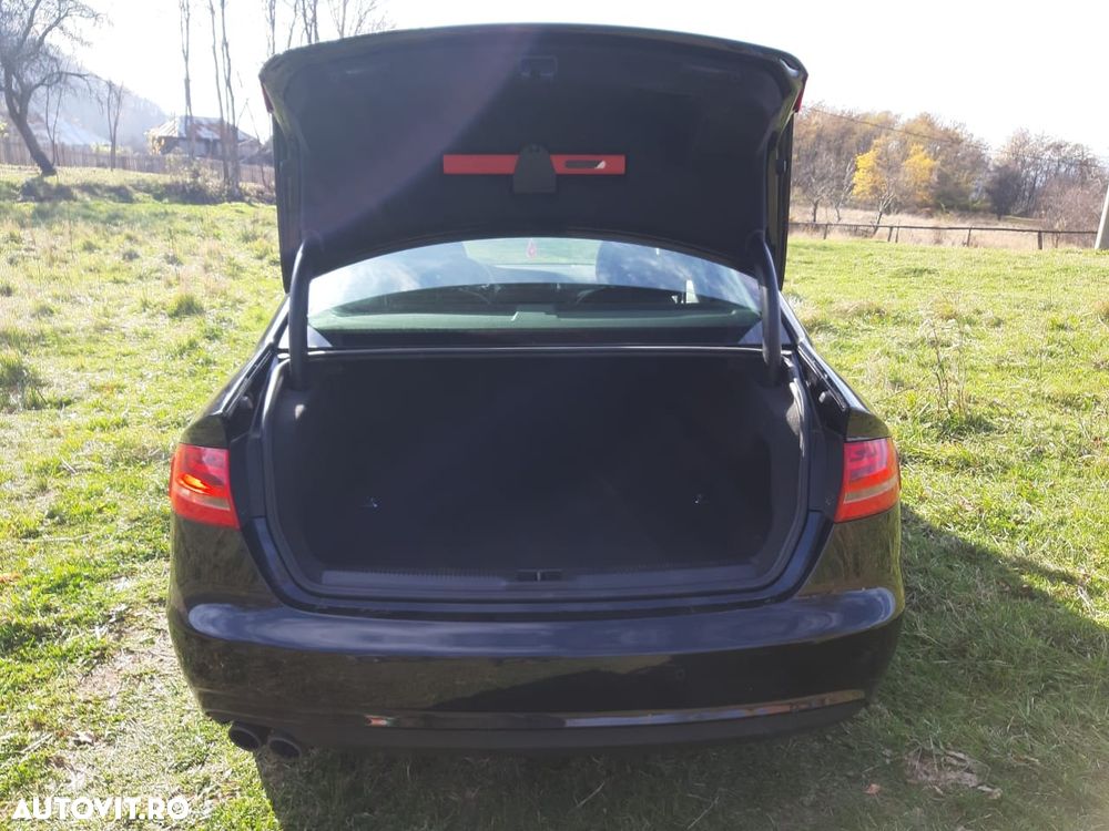 Audi A4 Limuzina 2.0 TDI - 11