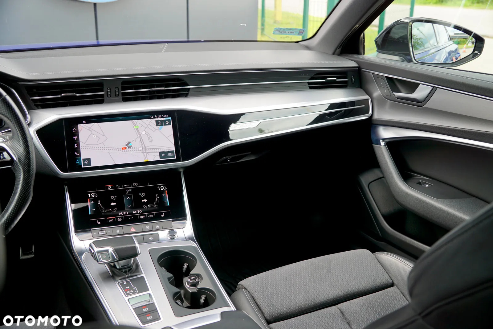 Audi A6 40 TDI quattro S tronic S line - 29