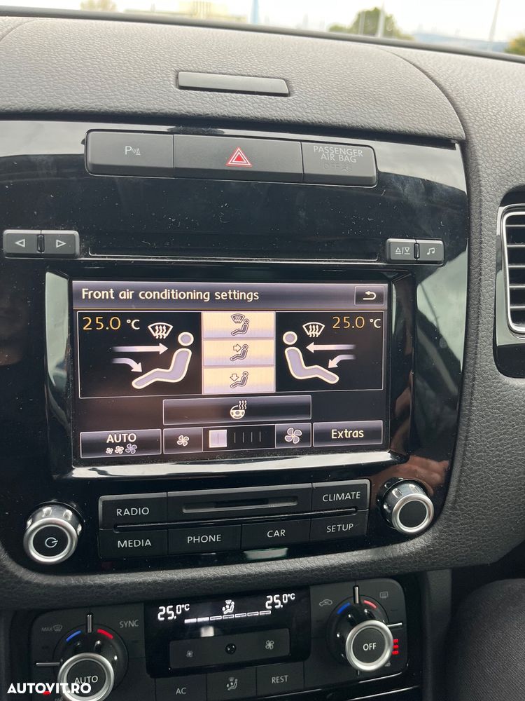 Volkswagen Touareg - 13