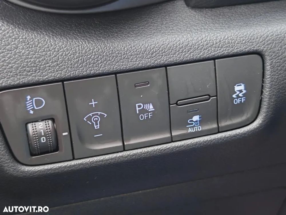 Hyundai KONA Electric 204CP Highway + Navi - 24