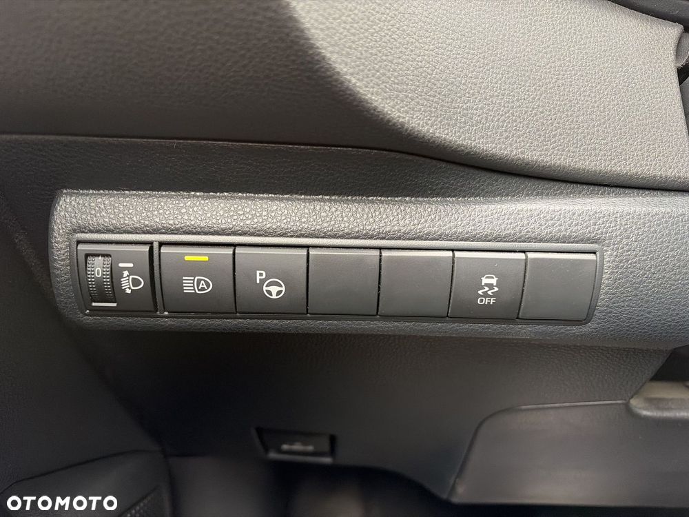 Toyota Corolla 1.8 Hybrid Comfort - 22