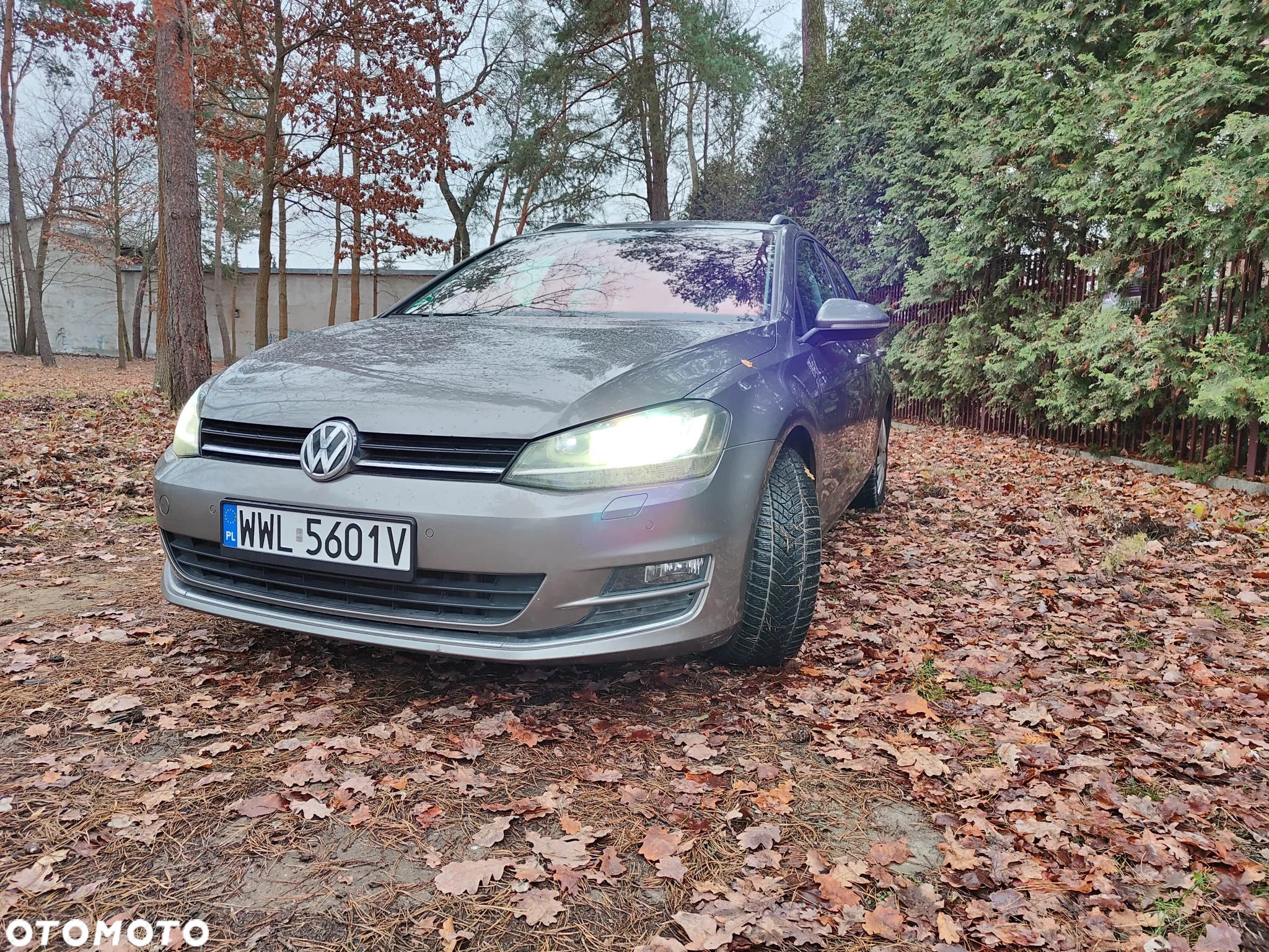 Volkswagen Golf 2.0 TDI SCR DSG Comfortline - 11