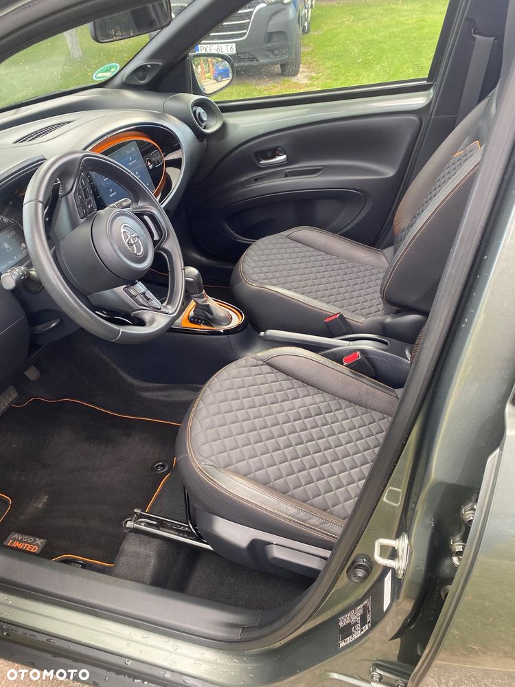 Toyota Aygo X 1.0 VVT-i JBL Edition X-shift - 20