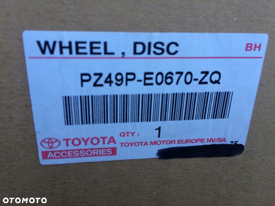 Felgi NOWE 5X114,3 TOYOTA AURIS COROLLA E15 E16 15 - 5