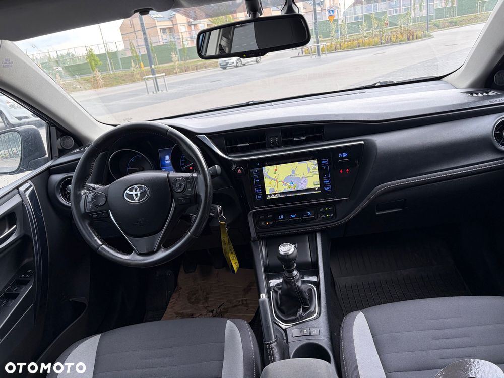 Toyota Auris 1.6 D-4D Comfort - 11