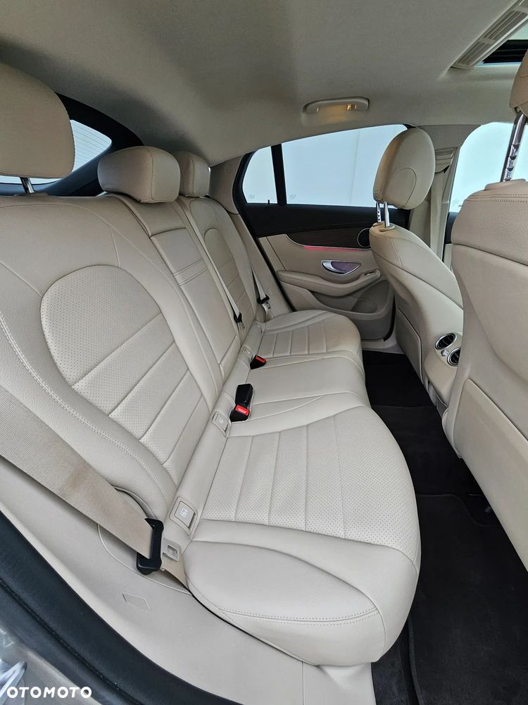 Mercedes-Benz GLC 200 4-Matic - 11