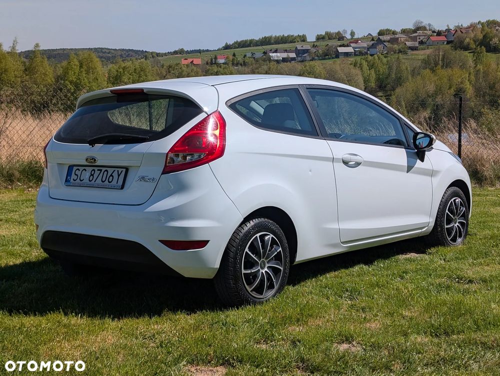 Ford Fiesta 1.25 Trend Edition - 4