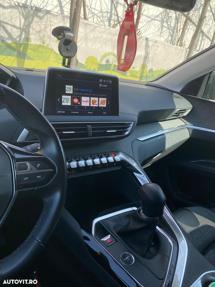 Peugeot 5008 1.2 Puretech Turbo s&s Active - 20