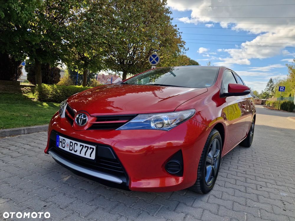 Toyota Auris - 17