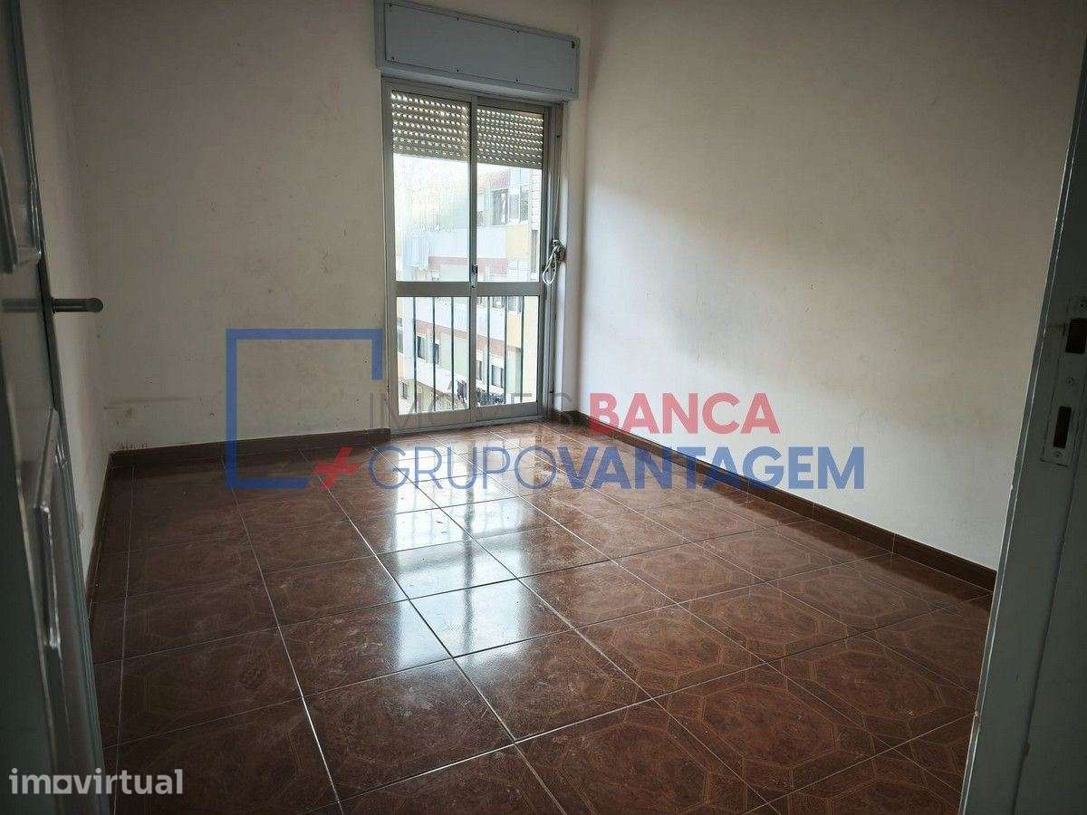 Apartamento T2 Agualva - Grande imagem: 4/17