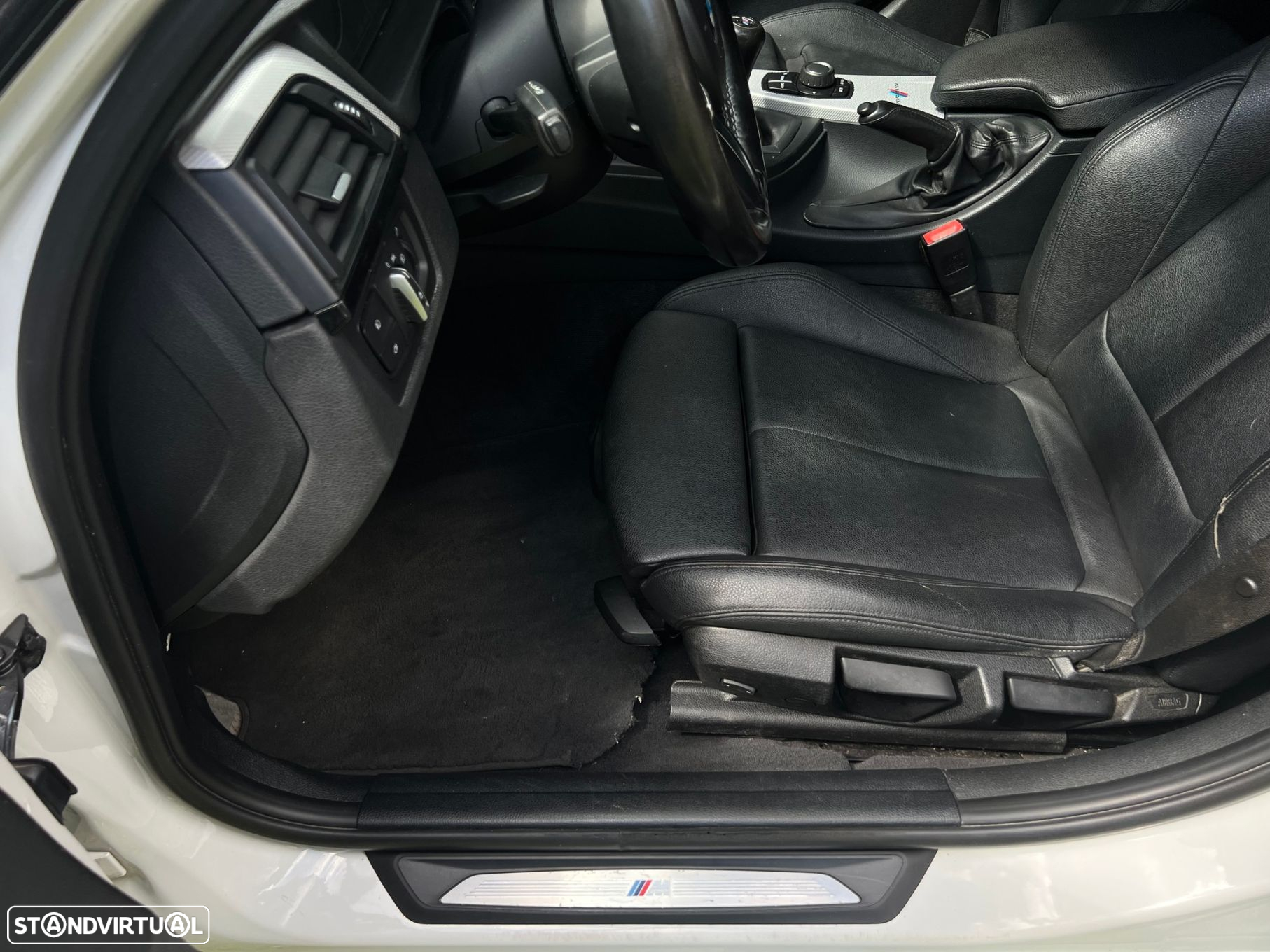 BMW 318 d Touring Pack M - 25