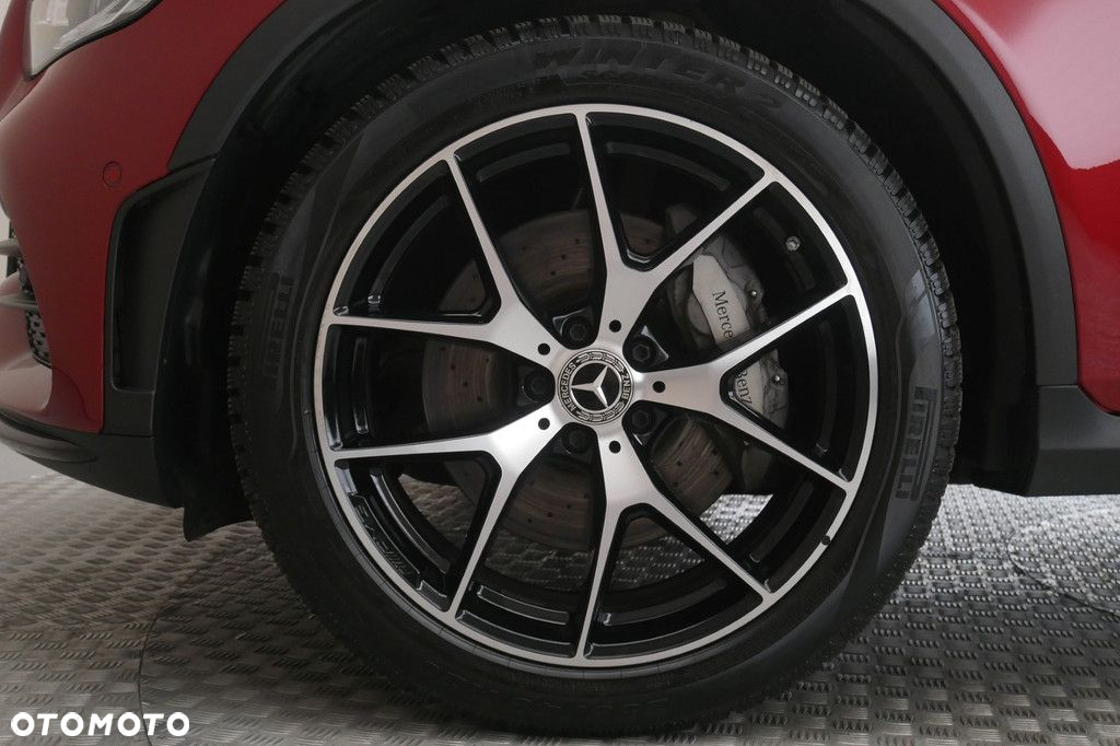 Mercedes-Benz GLC - 14