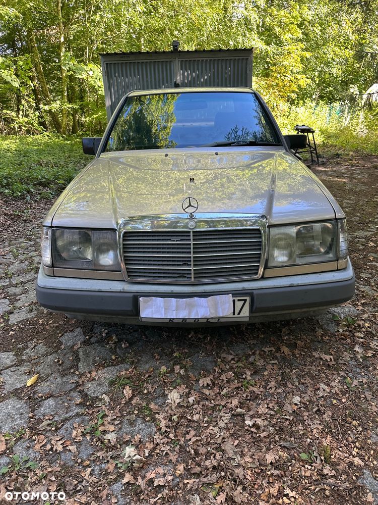 Mercedes-Benz Klasa E 190 1.8 - 3