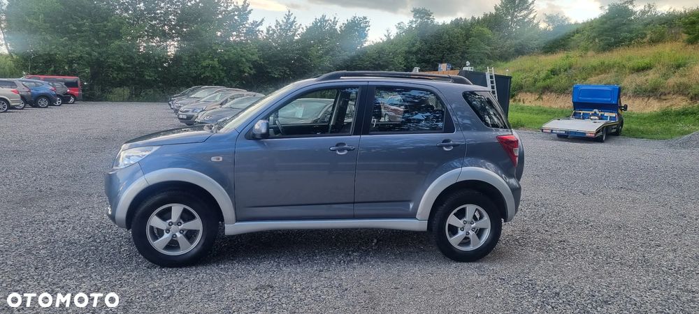 Daihatsu Terios 4WD Top S - 2