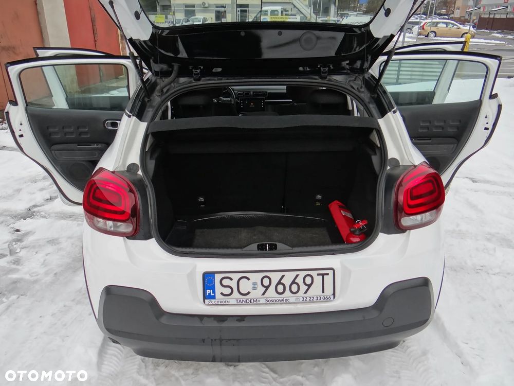 Citroën C3 Pure Tech 82 SHINE - 23