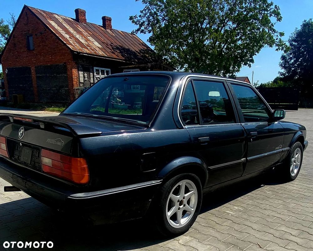 BMW Seria 3 316i Touring - 4