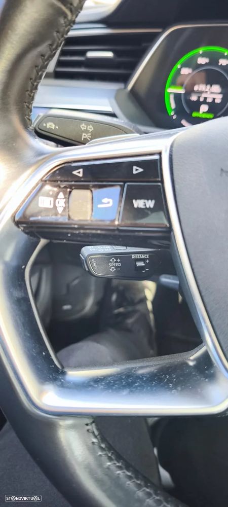 Audi e-tron 50 quattro - 23