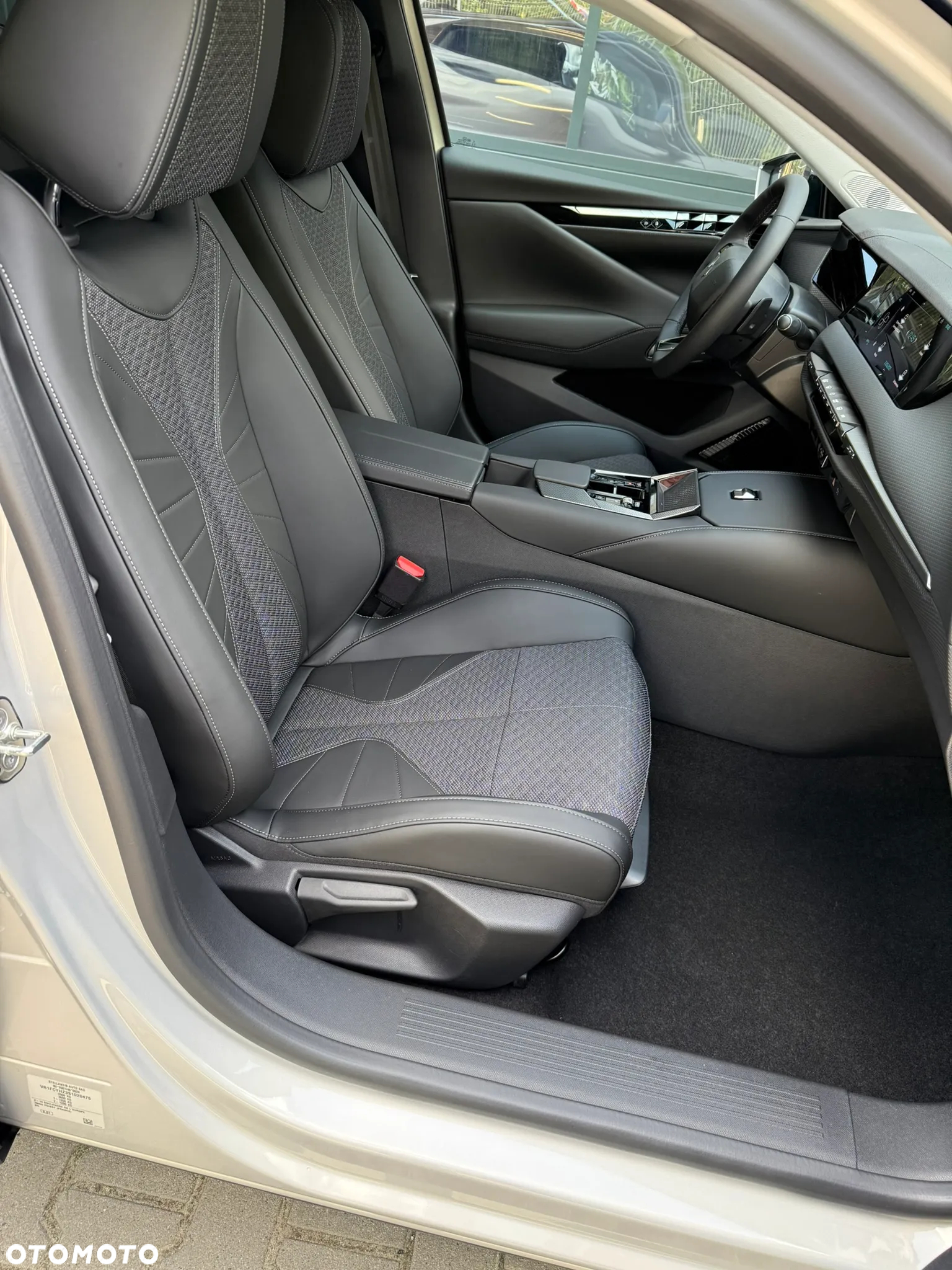 DS Automobiles DS 4 1.5 BlueHDi Pallas - 9