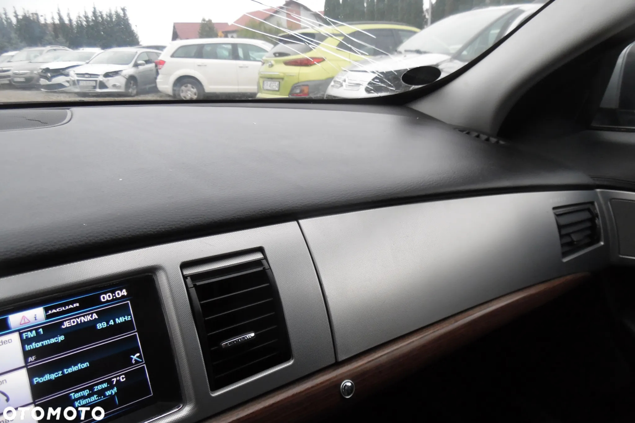 Jaguar XF 2.0 Turbo - 16