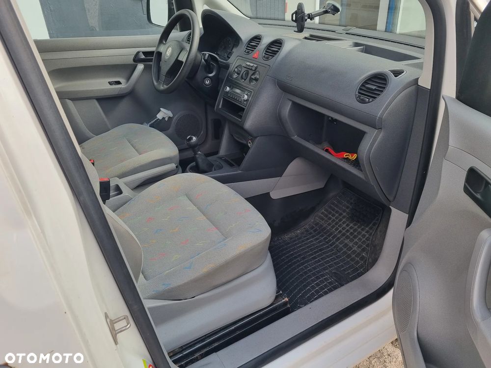 Volkswagen CADDY - 7