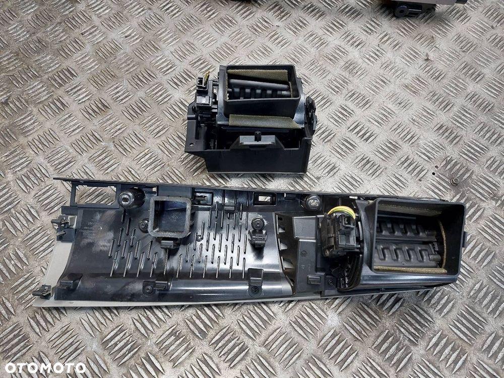 KRATKA NAWIEWU ŚRODKOWA + LEWA + PRAWA JAGUAR XF X250 EU EUROPA - 12