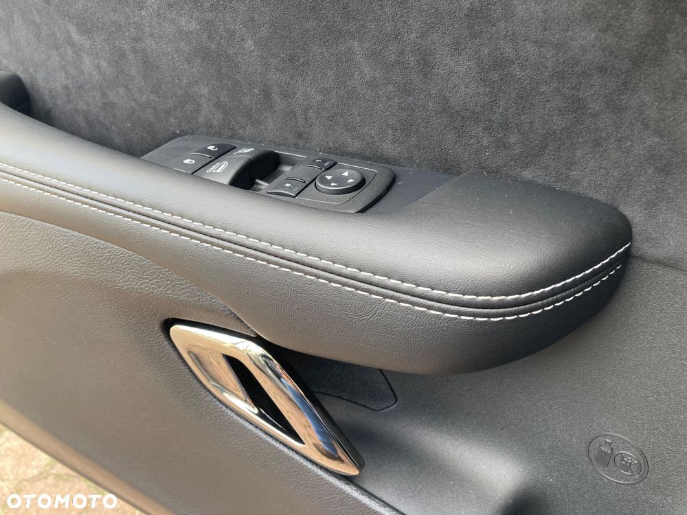 Dodge Challenger 6.2 Hellcat Widebody - 28