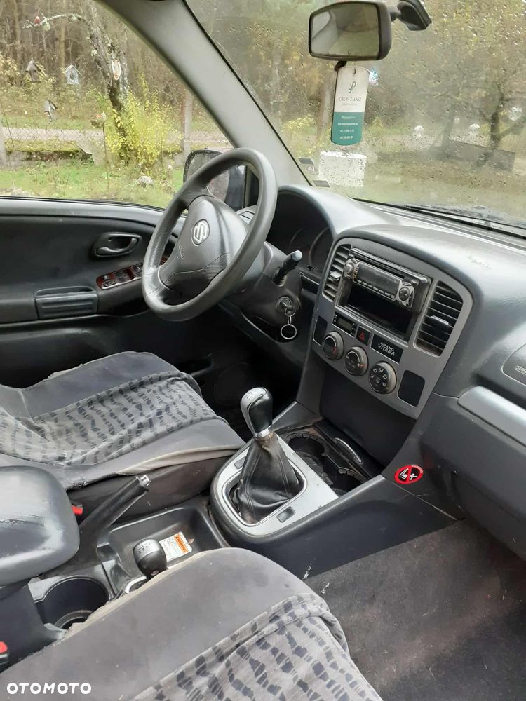 Suzuki Grand Vitara - 3