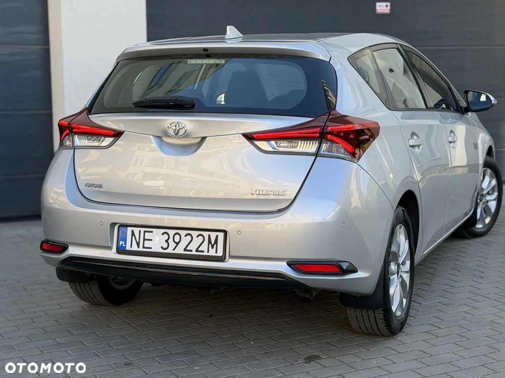 Toyota Auris - 15