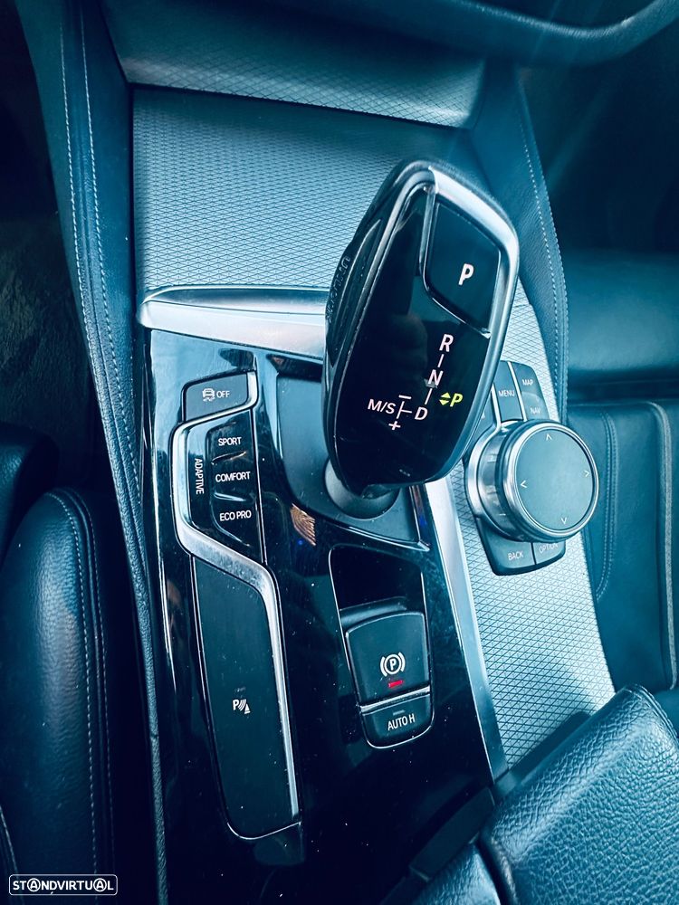 BMW 520 d Pack M Auto - 10