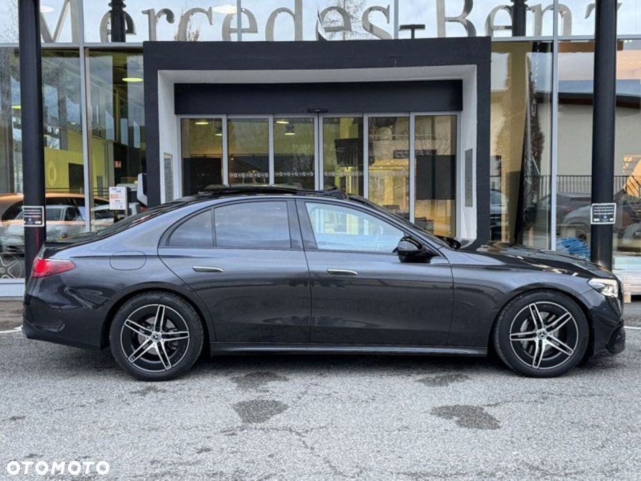 Mercedes-Benz Klasa E 200 mHEV 4-Matic AMG 9G-Tronic - 8