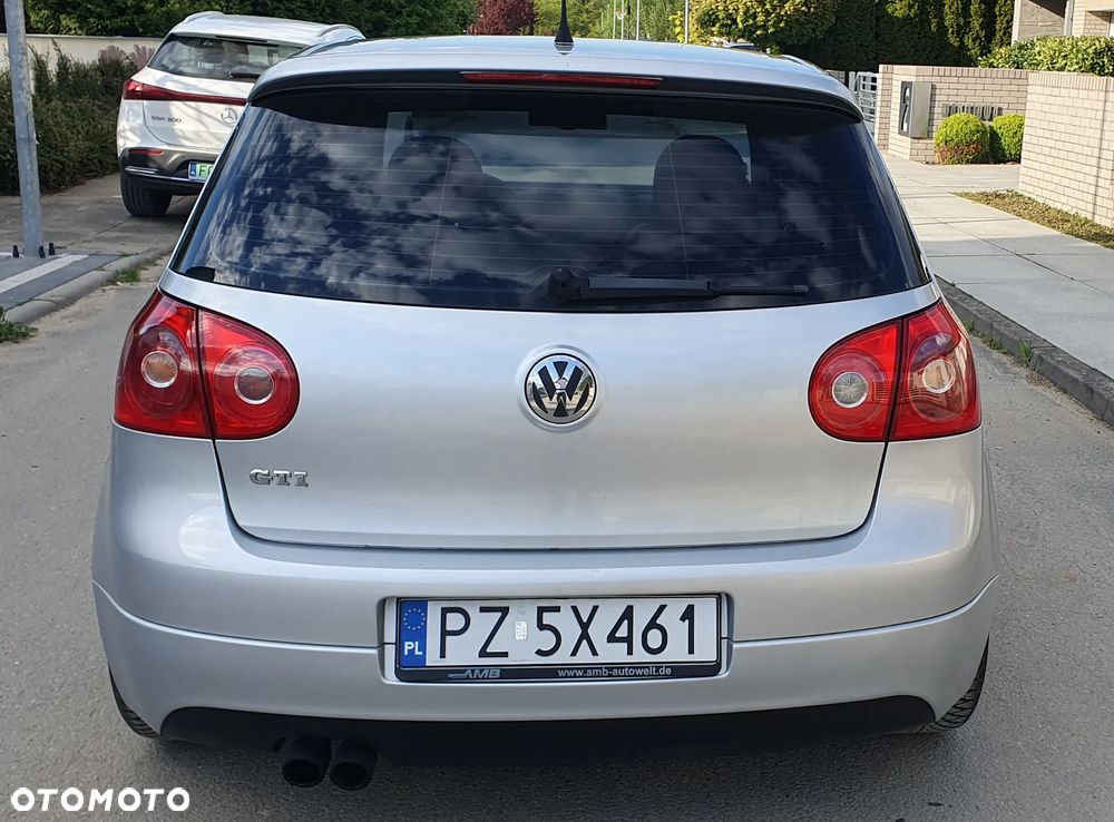 Volkswagen Golf - 18