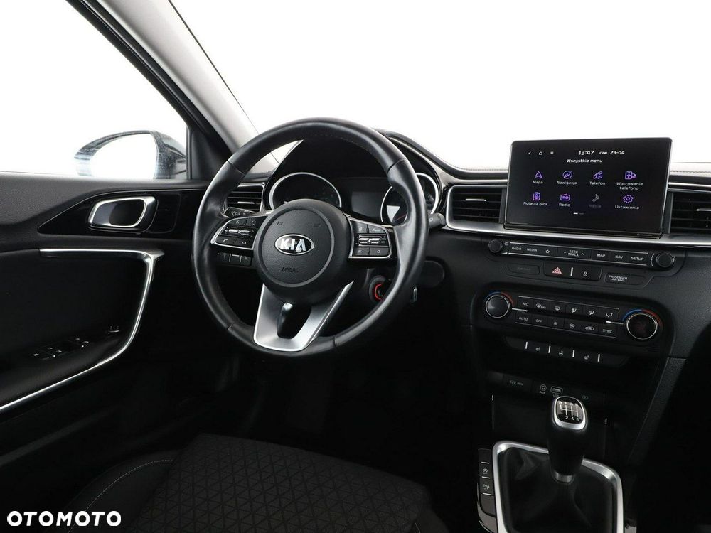Kia Ceed 1.4 T-GDI OPF Vision - 17