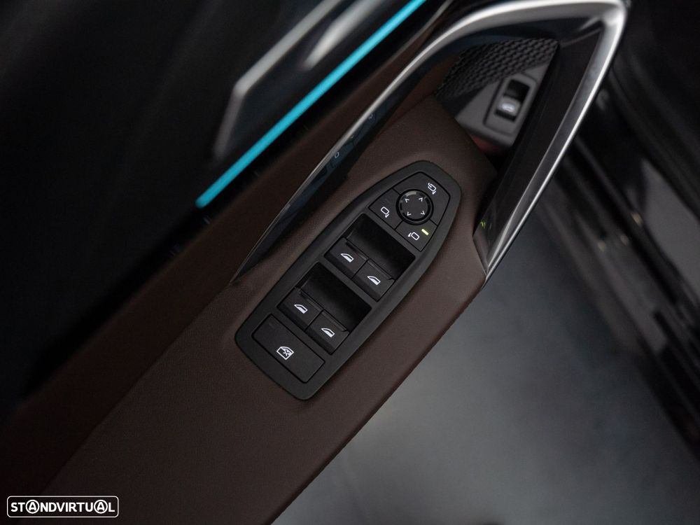 BMW iX1 xDrive30 Pack Desportivo M Pro - 23