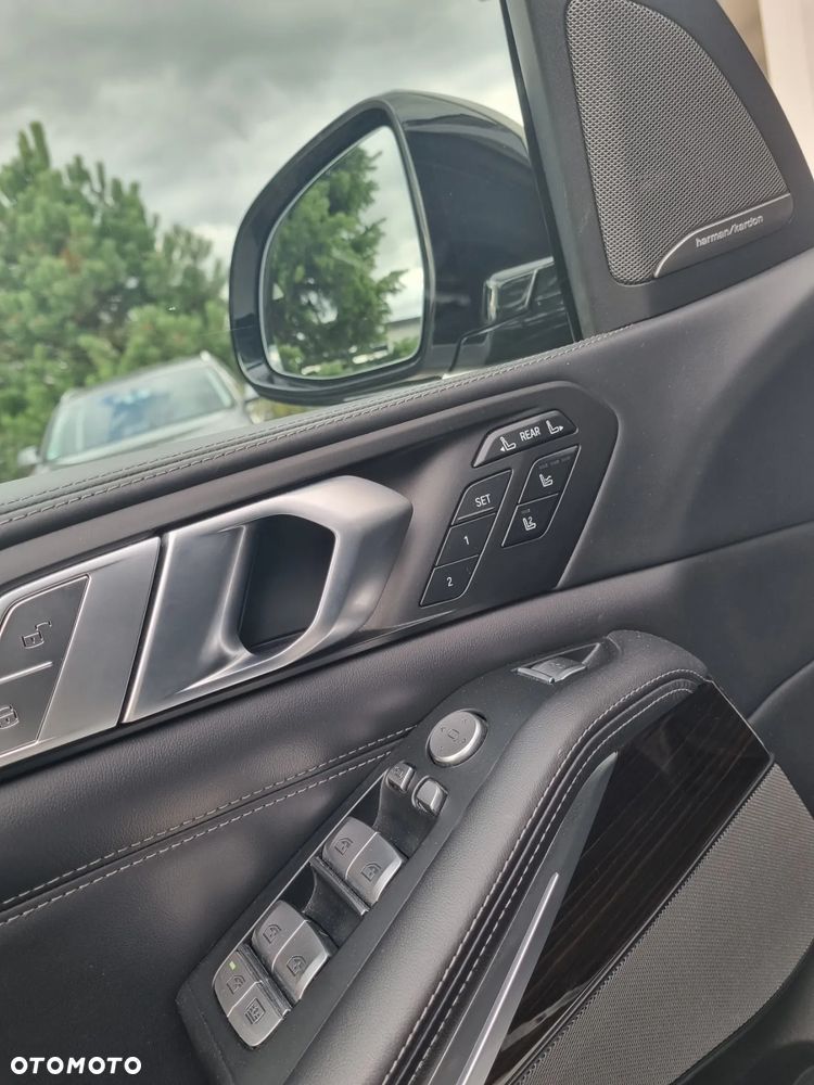 BMW X7 M50d sport - 11